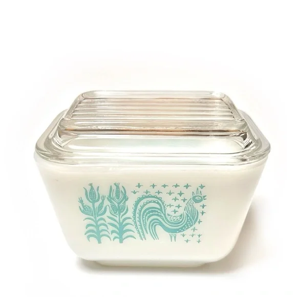 Vintage Pyrex Amish Butterprint 501 Refrigerator Dish with Lid